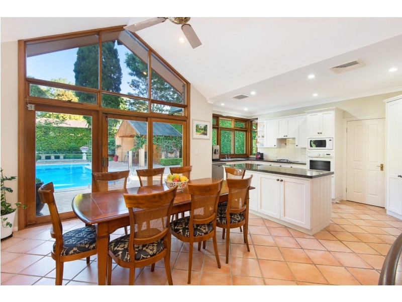 4 Bettowynd Road, Pymble NSW 2073