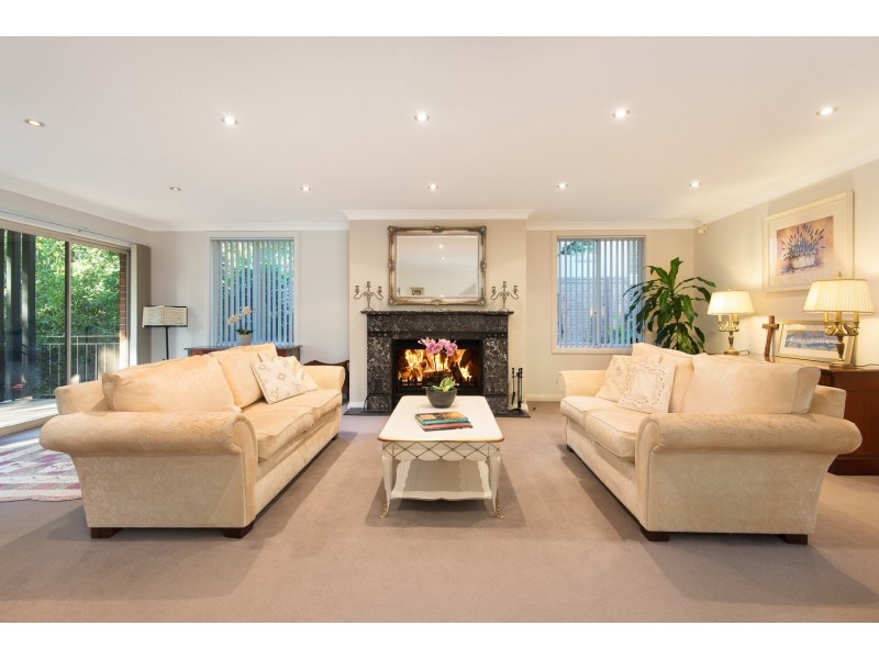 4 Bettowynd Road, Pymble NSW 2073