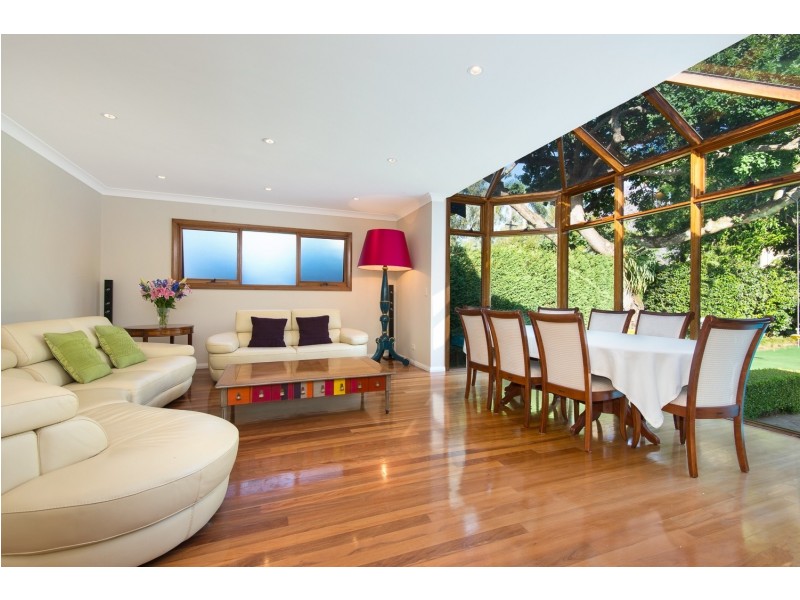 4 Bettowynd Road, Pymble NSW 2073