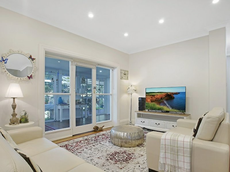 8 Station St, Pymble NSW 2073