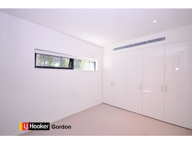 7/8 Saunders Close, Macquarie Park NSW 2113