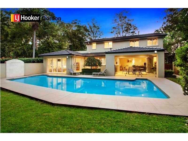 15 Womerah St, Turramurra NSW 2074