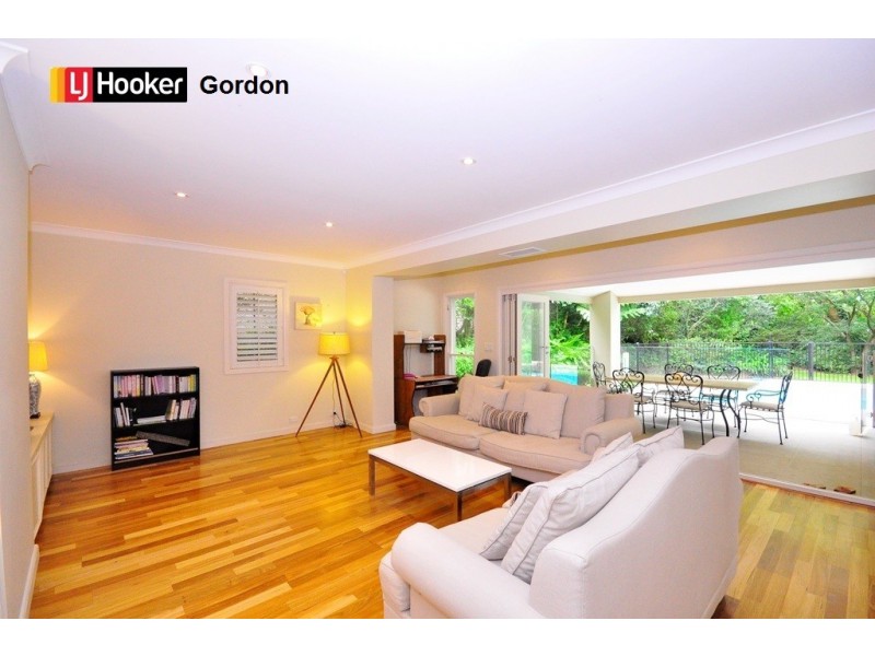 15 Womerah St, Turramurra NSW 2074