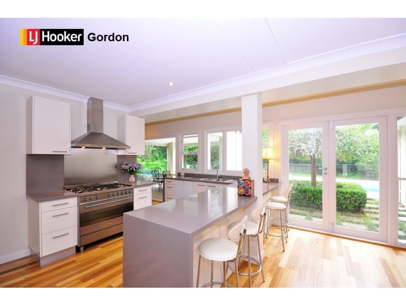 15 Womerah St, Turramurra NSW 2074