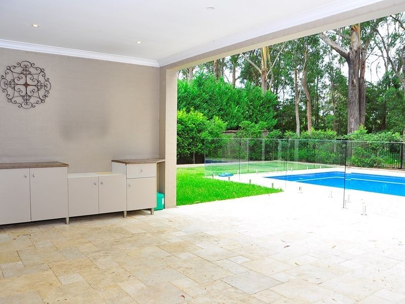 18 Greenway Drive, Pymble NSW 2073