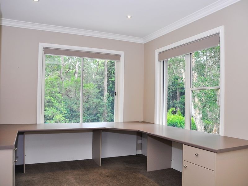 18 Greenway Drive, Pymble NSW 2073