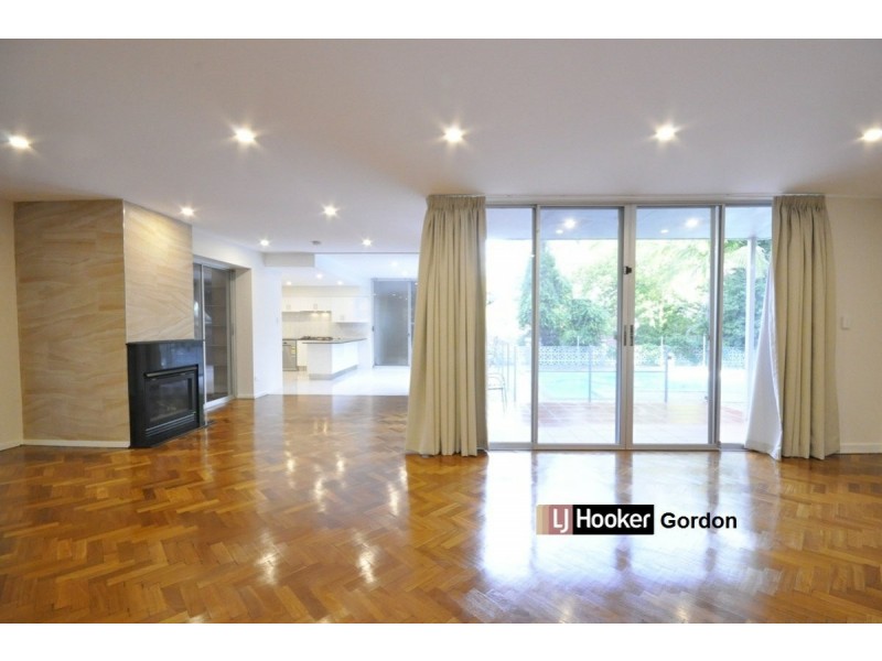 6 Laing Avenue, Killara NSW 2071