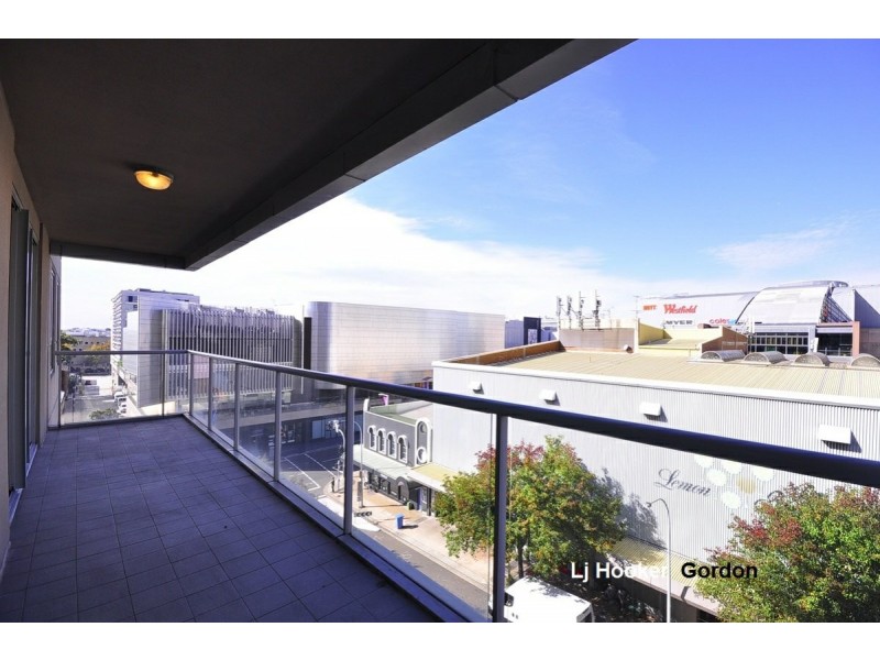 B513/2B Help St, Chatswood NSW 2067