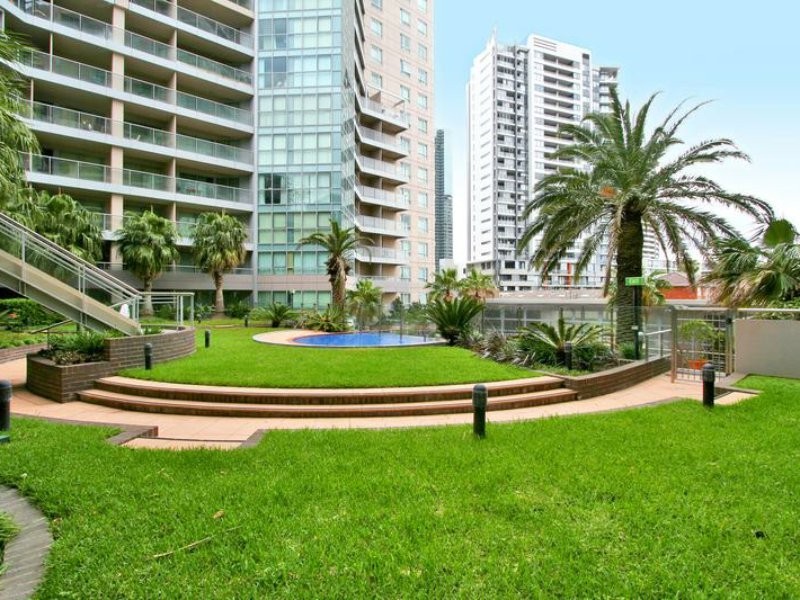 B513/2B Help St, Chatswood NSW 2067