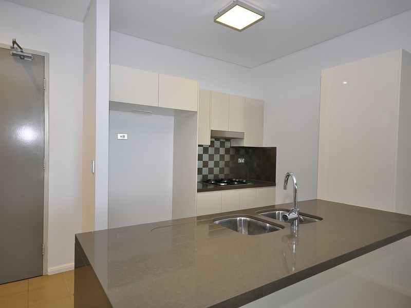 1023/6 Avon Rd, Pymble NSW 2073
