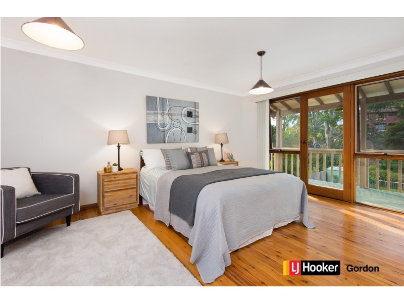 25 Page Avenue, Wahroonga NSW 2076