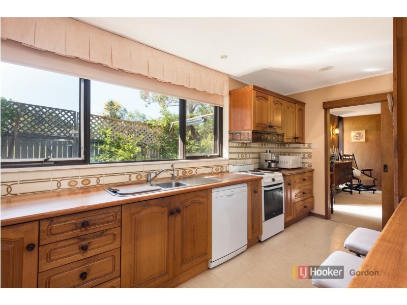 10 Diana Avenue, West Pymble NSW 2073