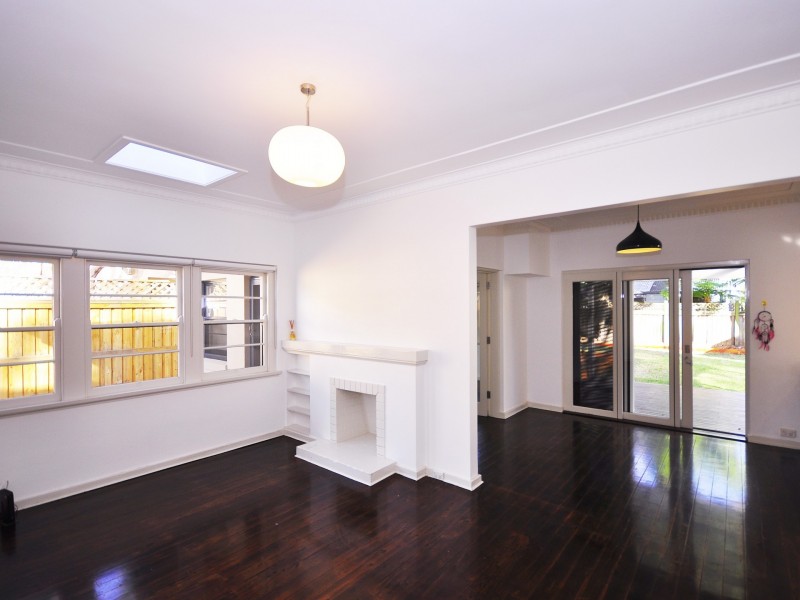 8 Kareela Road, Chatswood NSW 2067