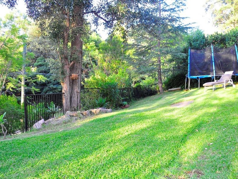 26 Marlborough Place, St Ives NSW 2075