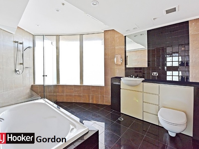 2003/8 Brown Street, Chatswood NSW 2067