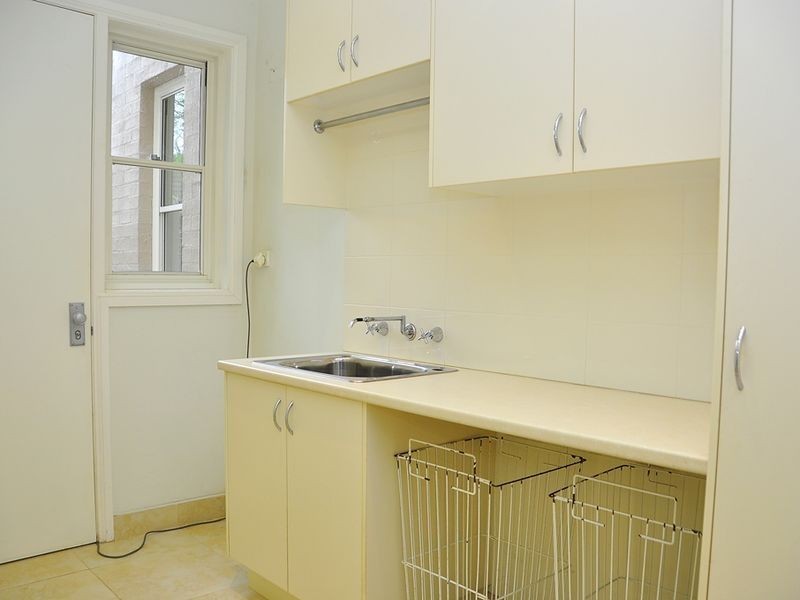 18 Greenway Drive, Pymble NSW 2073