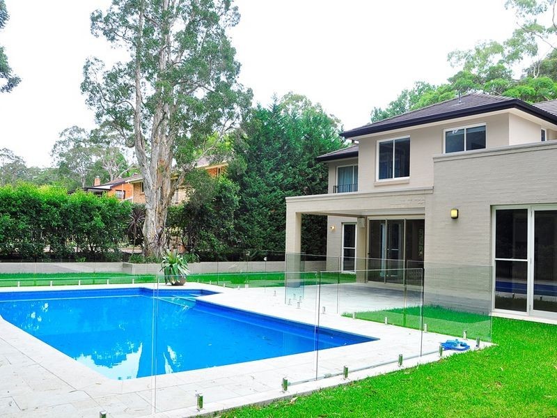 18 Greenway Drive, Pymble NSW 2073