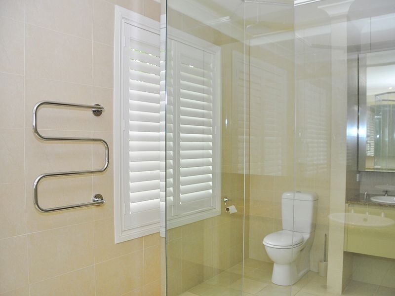 18 Greenway Drive, Pymble NSW 2073