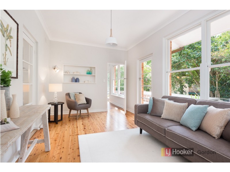 16 Iona Avenue, West Pymble NSW 2073