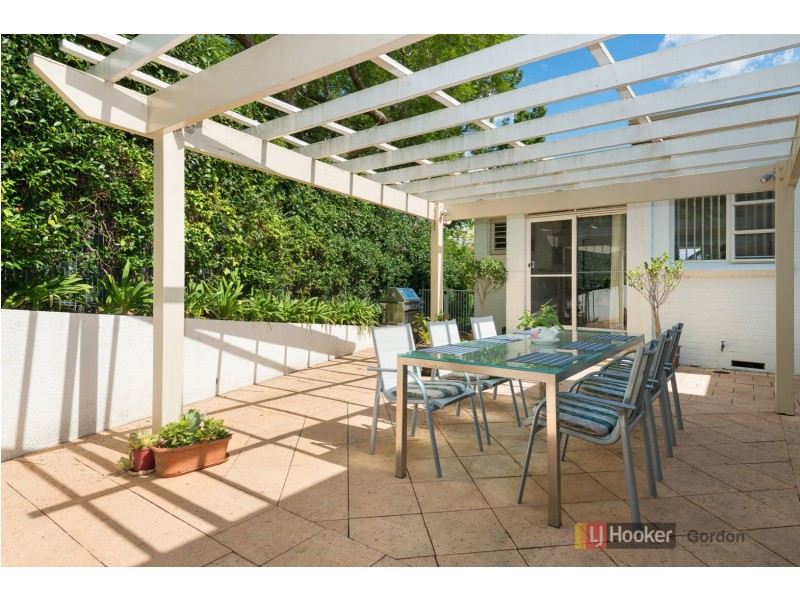 16 Livingstone Avenue, Pymble NSW 2073