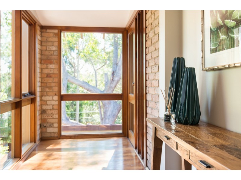 1 Doncaster Ave, West Pymble NSW 2073