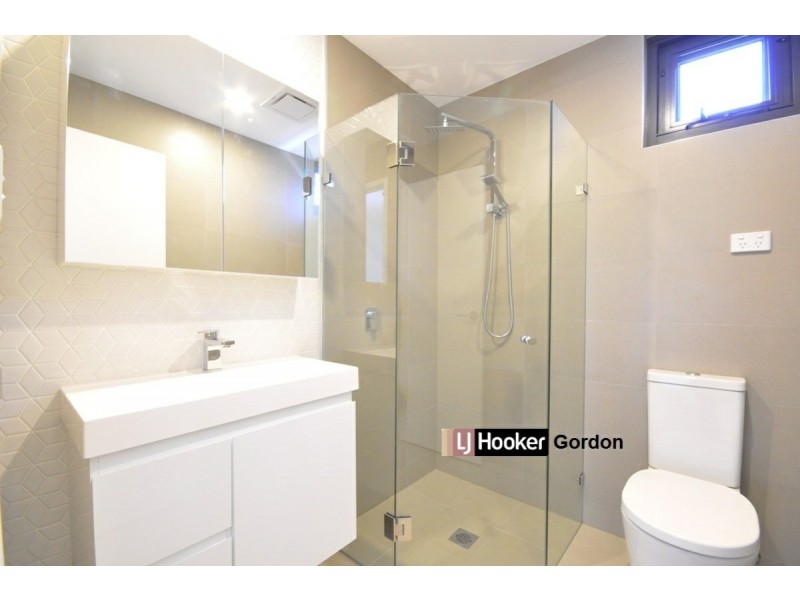 29/8 Park Ave, Waitara NSW 2077