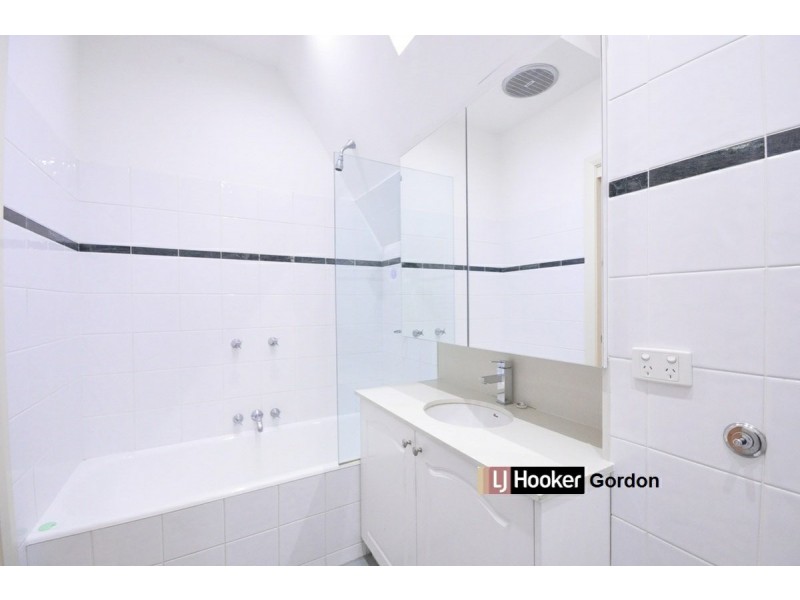 35 Abingdon Road, Roseville NSW 2069