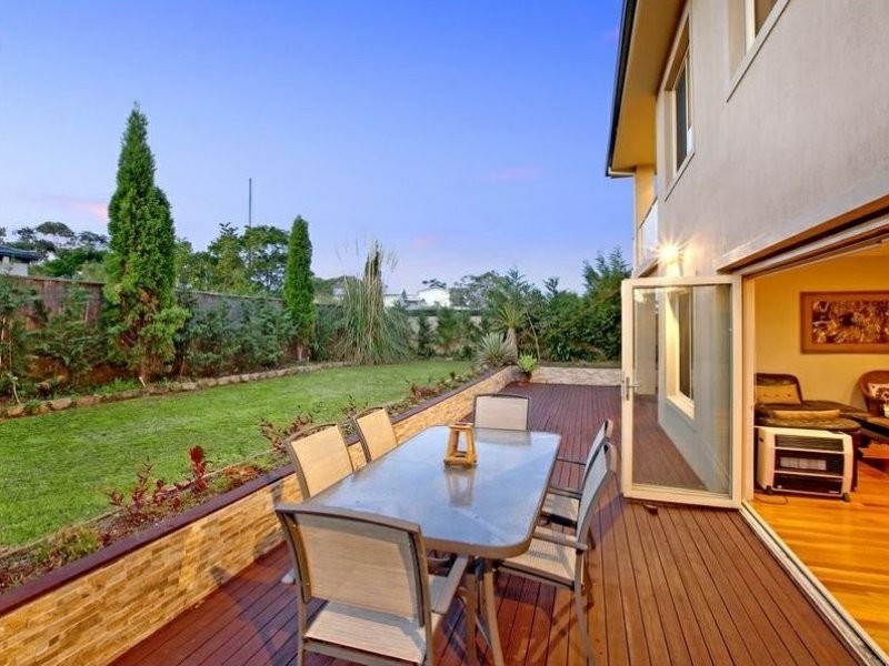 12 Paramount Close, Belrose NSW 2085