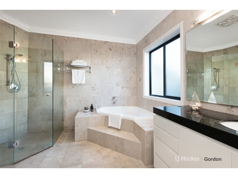 19 Cunliffe Road, Killara NSW 2071