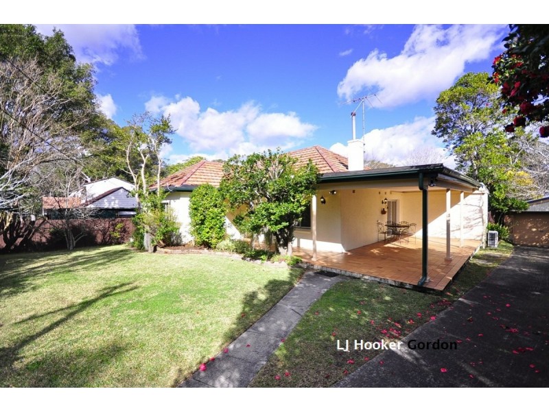 4 Inverallan Ave, West Pymble NSW 2073