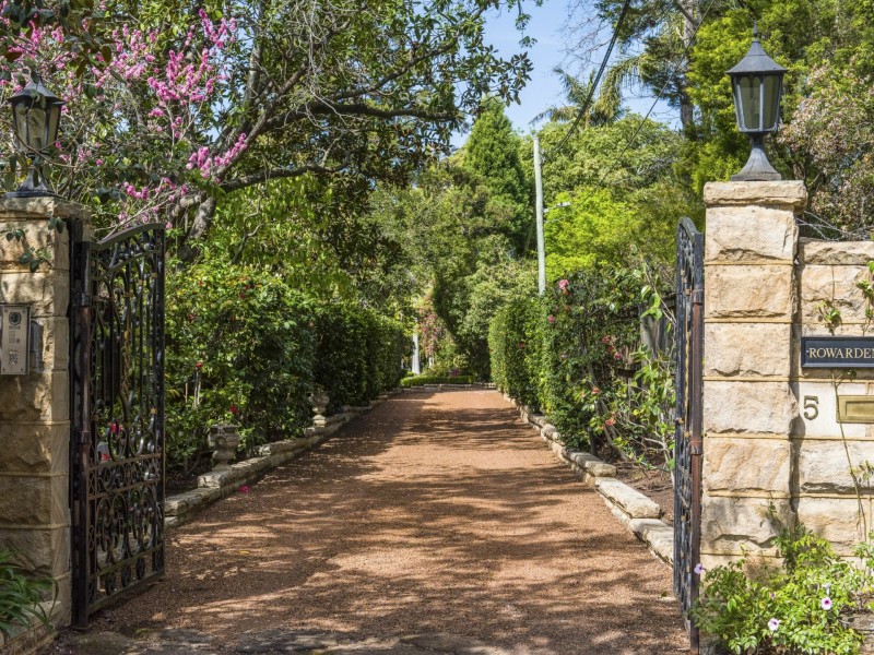 5 Warrawee Avenue, Warrawee NSW 2074