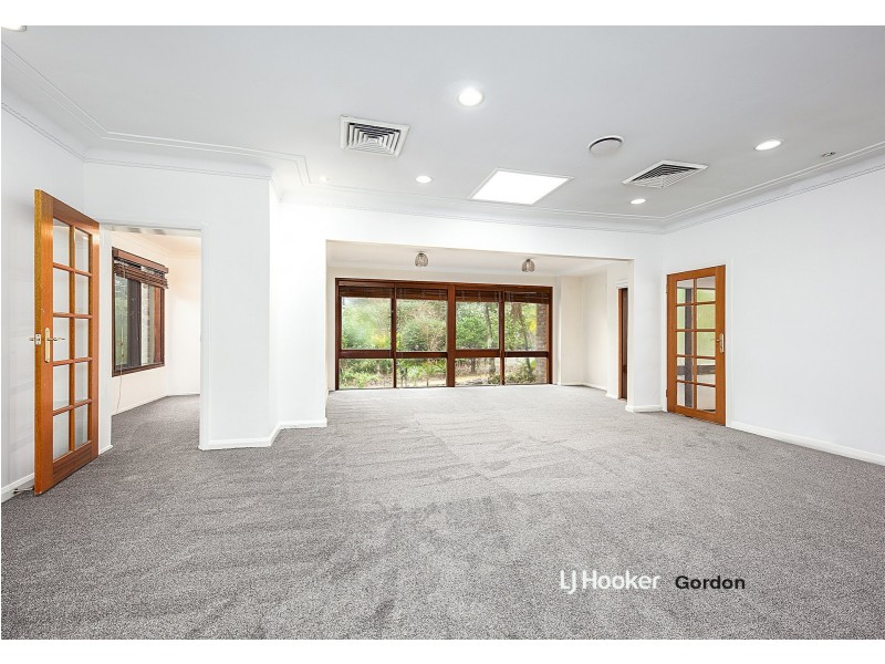 5 Lofberg Road, Pymble NSW 2073