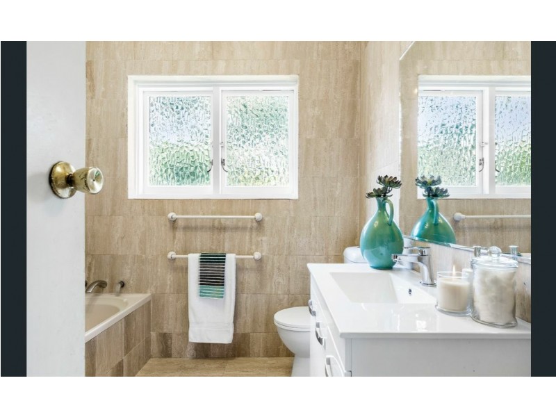 5 Lofberg Road, Pymble NSW 2073