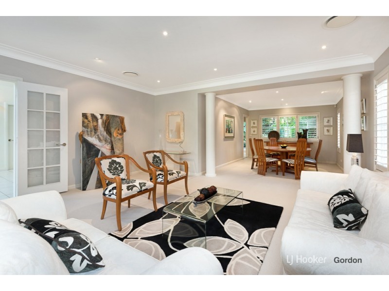 6 Maunder Avenue, St Ives NSW 2075