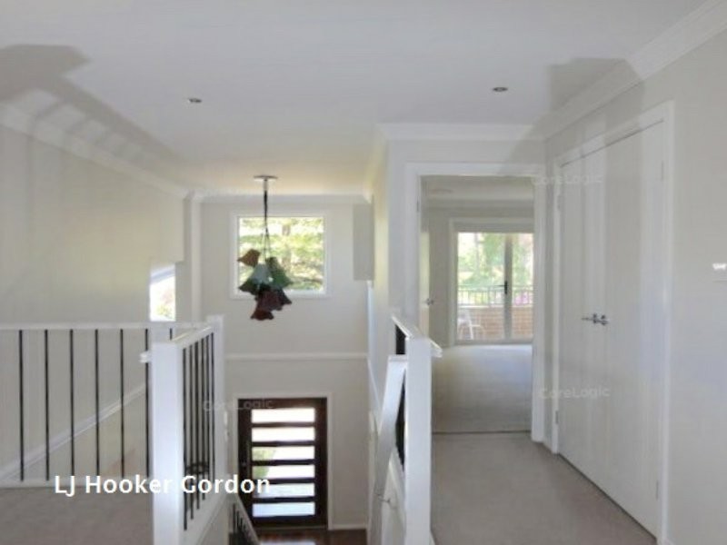 18 Craiglands Ave, Gordon NSW 2072