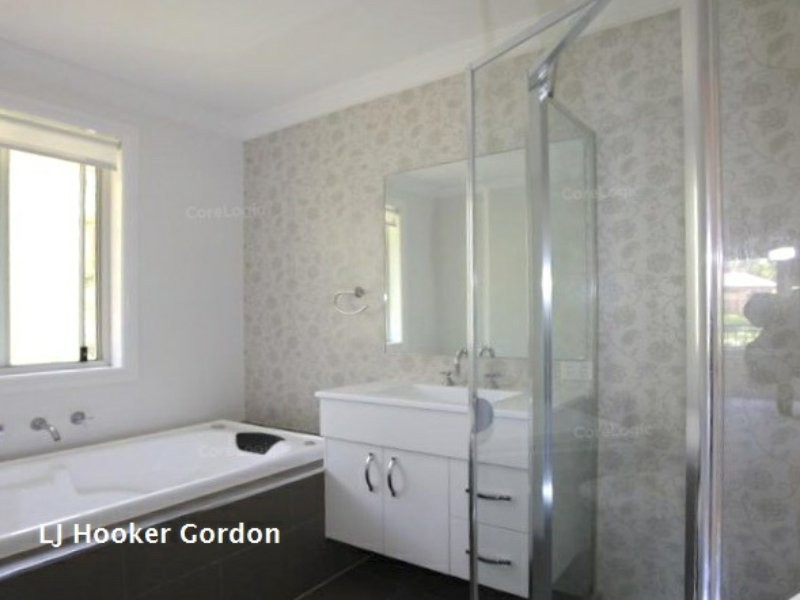 18 Craiglands Ave, Gordon NSW 2072