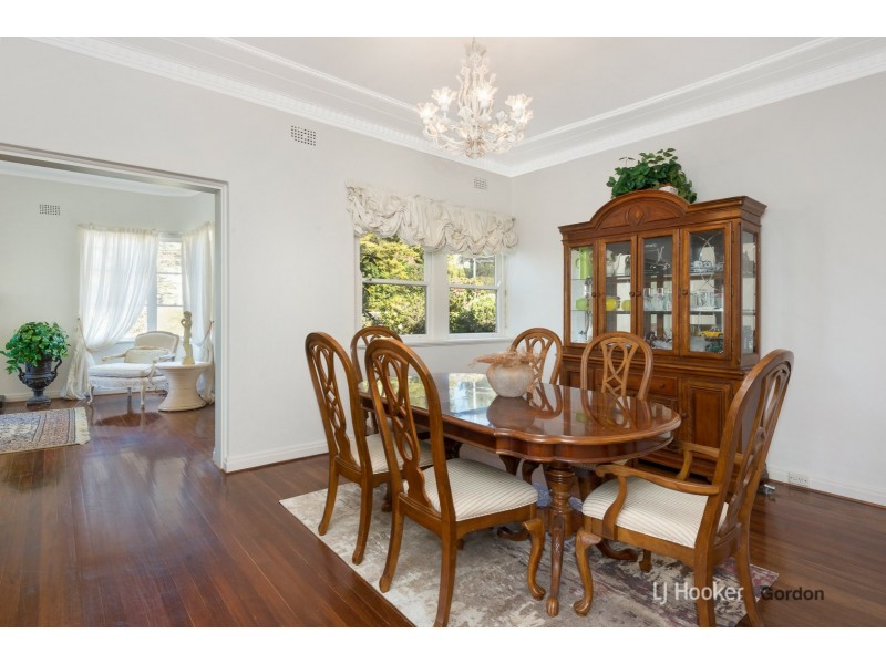 10 The Crest, Killara NSW 2071