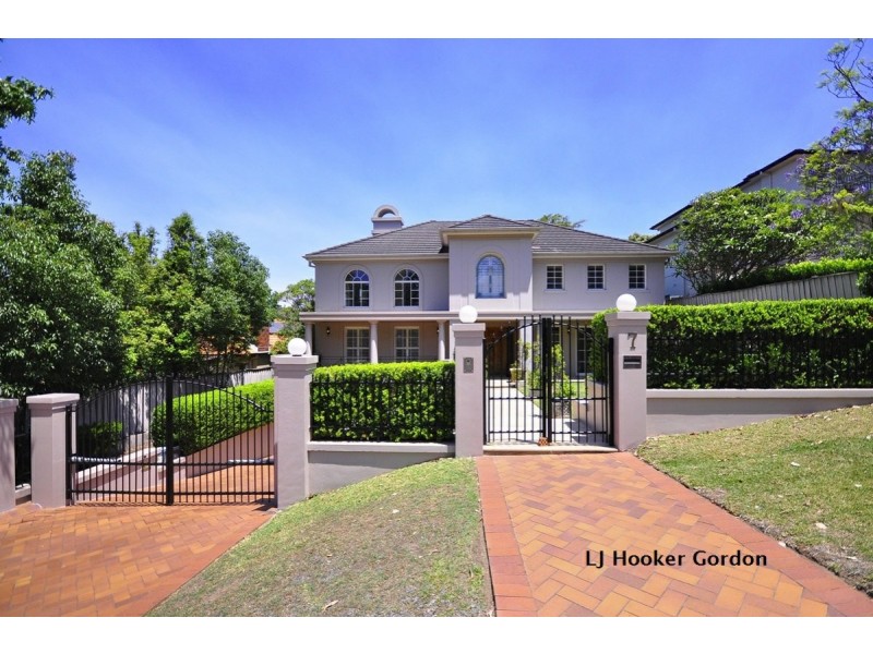 7 Bromley Ave, Pymble NSW 2073