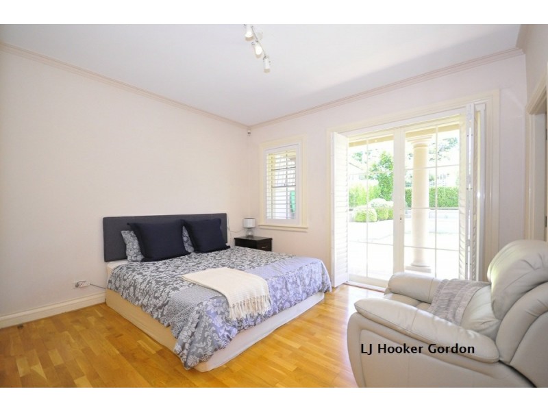 7 Bromley Ave, Pymble NSW 2073