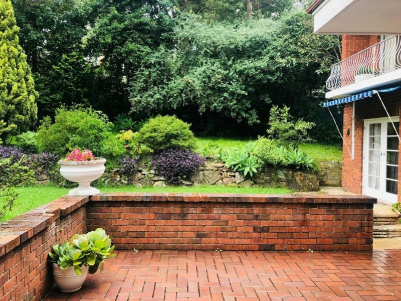 8 Bloomsbury Ave, Pymble NSW 2073