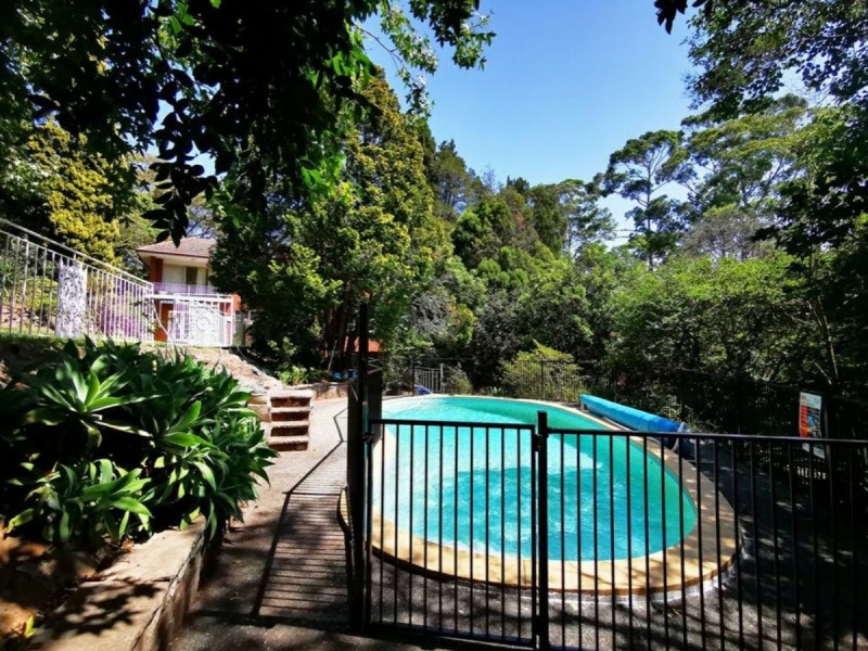 8 Bloomsbury Ave, Pymble NSW 2073