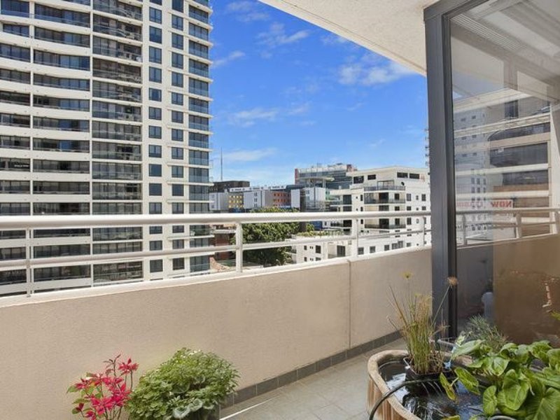 706/1 Sergeants Lane, St Leonards NSW 2065