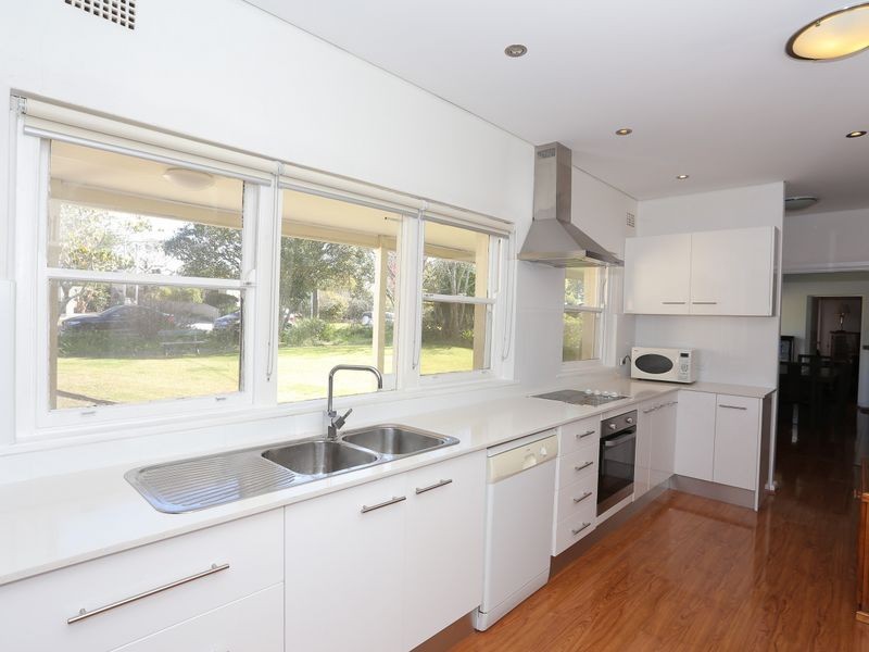 . ., St Ives NSW 2075