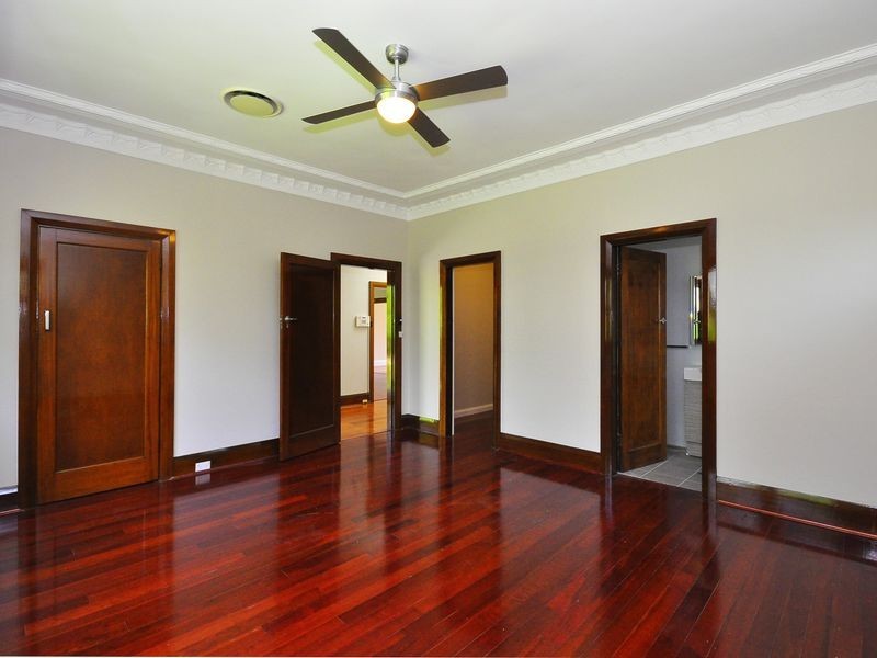 20 Woodlands Ave, Pymble NSW 2073