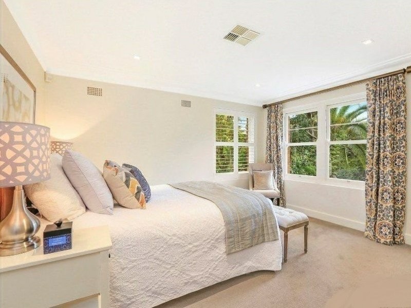 5 Carnarvon Road, Roseville NSW 2069