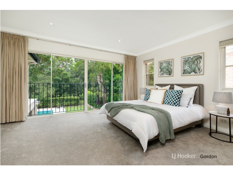 18 Greenway Drive, Pymble NSW 2073