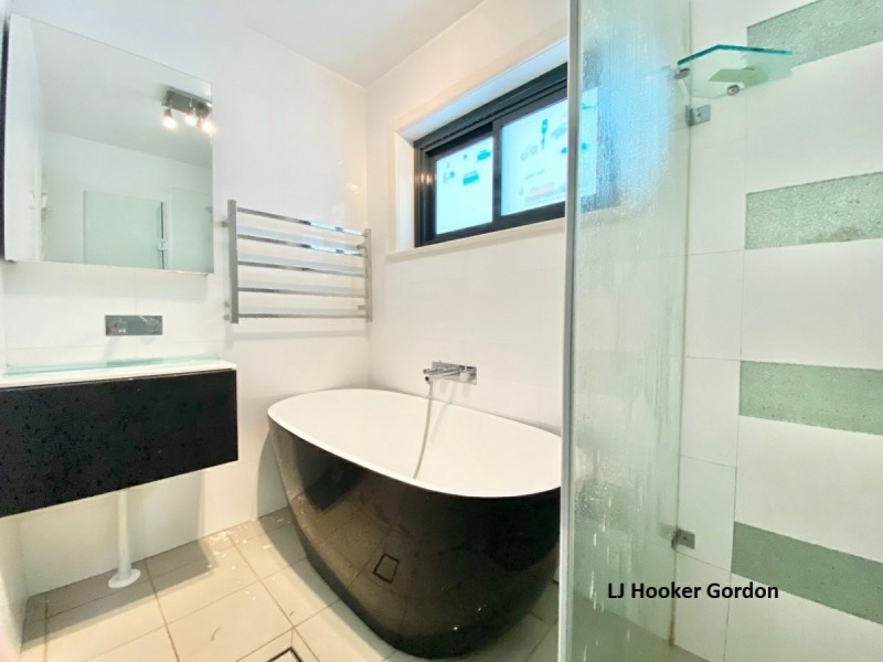 26 Ballyshannon Road, Killarney Heights NSW 2087