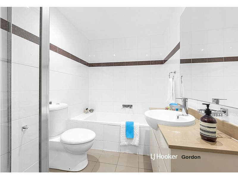 201/12 Avon Road, Pymble NSW 2073