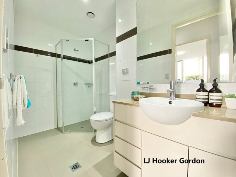 201/12 Avon Road, Pymble NSW 2073