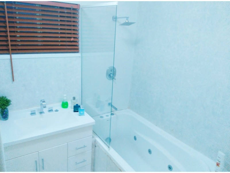 36 Redford Street, Kingston QLD 4114